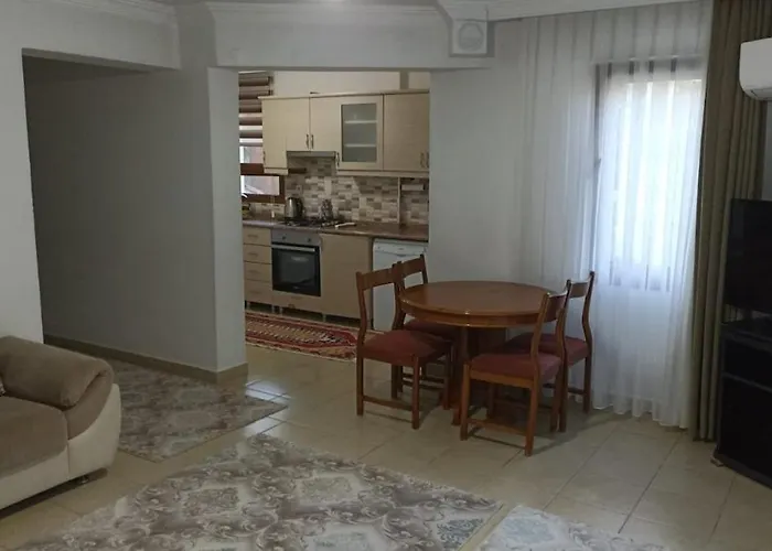 Plaja 10 Dk , Bahceli, Huzurlu