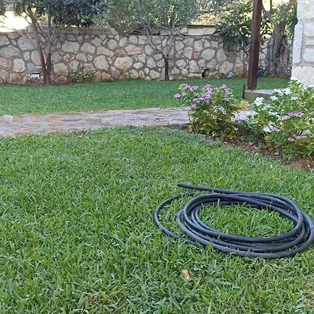 Plaja 10 Dk , Bahceli, Huzurlu