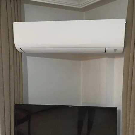 Plaja 10 Dk , Bahceli, Huzurlu Lejlighed *